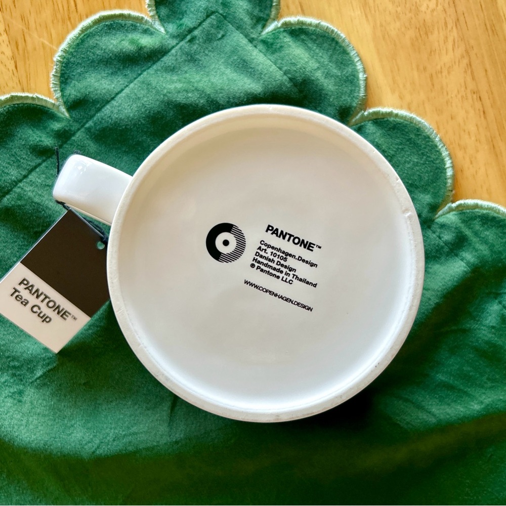 16 oz Pantone Mug by Copenhagen Design in swatch #2322 - Picture 4 of 7